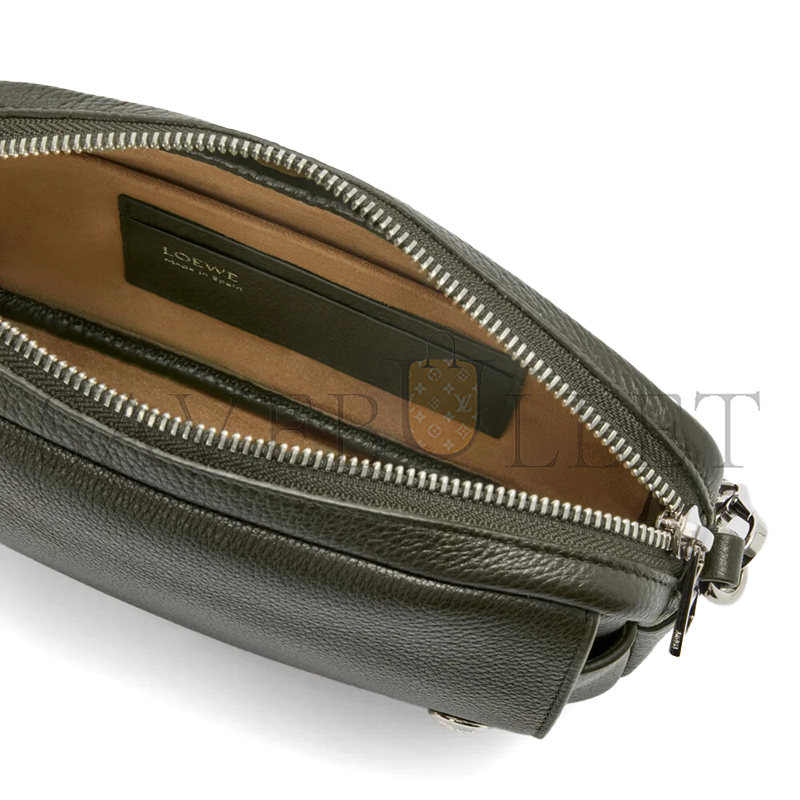 LOEWE SMALL PEBBLE MESSENGER BAG IN SUPPLE GRAINED CALFSKIN BANBPCBX01 (20*12.5*6cm)